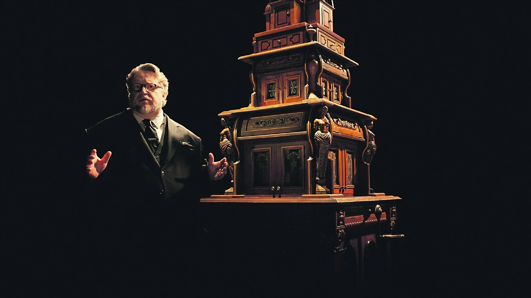 Des monstruosités dévoilées dans Le Cabinet de curiosités à Pinnochio, une fable revisitée par Guillermo del&nbsp;Toro