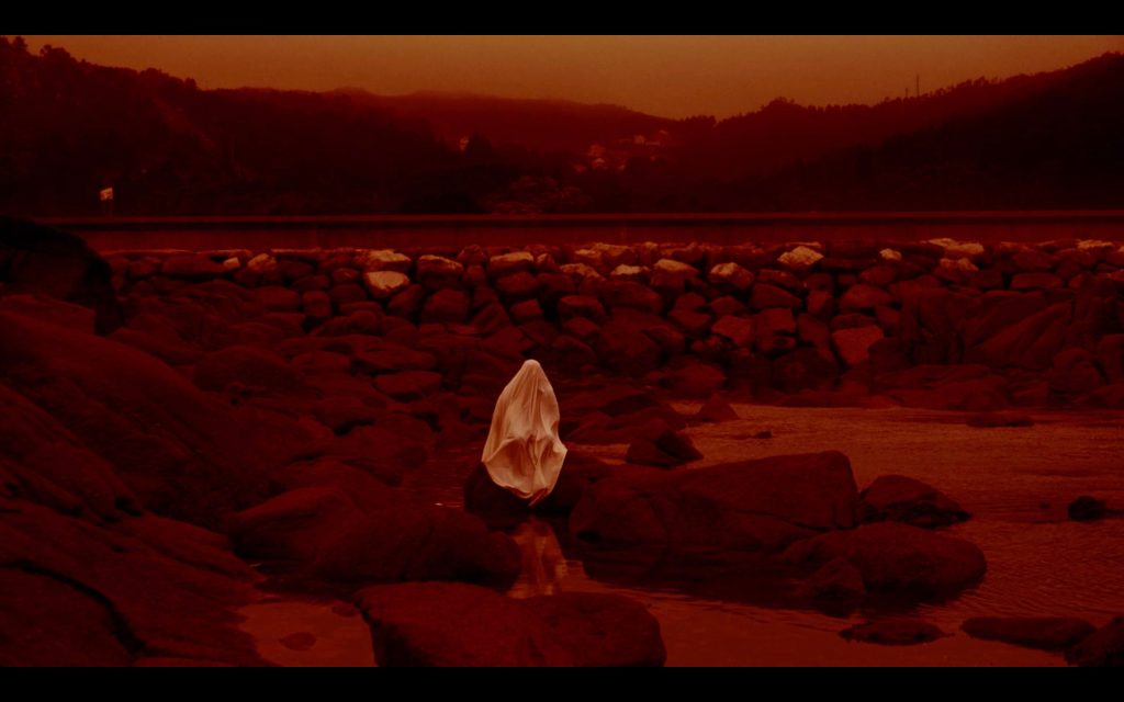 Lúa Vermella : Le songe fantomatique de Lois&nbsp;Patiño