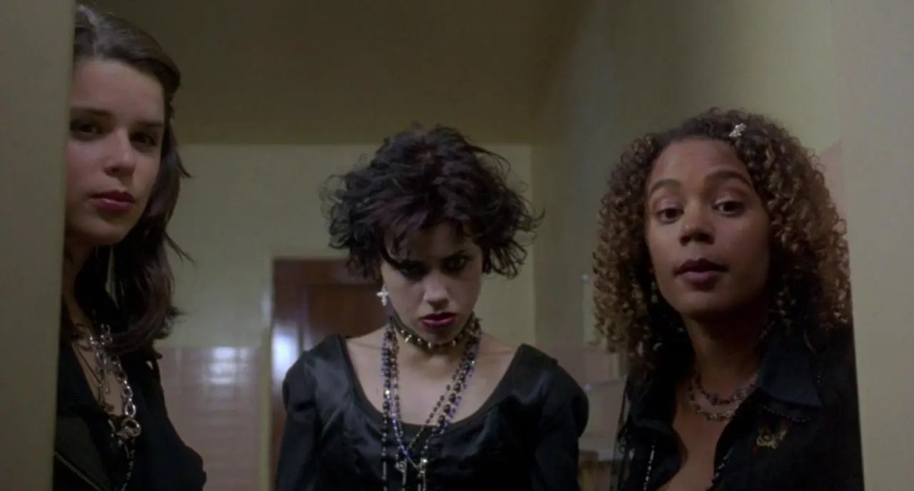 The Craft – Plus qu’un teen movie, un cult classic sur l’émancipation&nbsp;féminine
